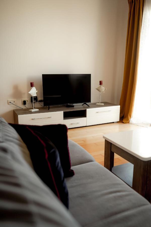 Apartment Rondo Pula Lovely And Sunny מראה חיצוני תמונה