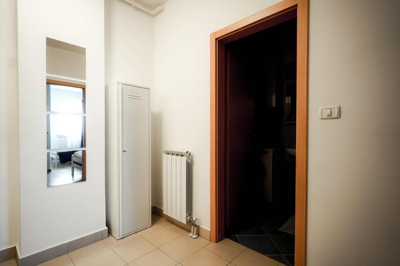 Apartment Rondo Pula Lovely And Sunny מראה חיצוני תמונה